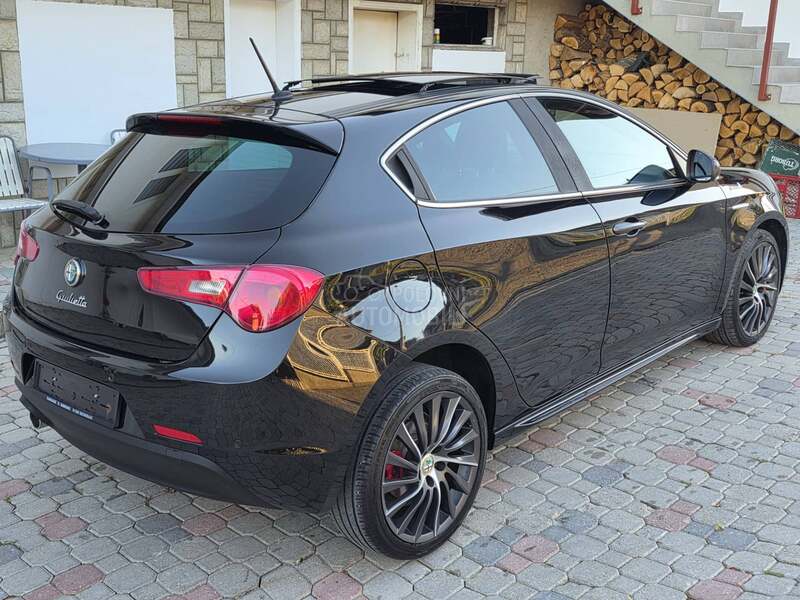Alfa Romeo Giulietta 1.6JTDM QV CH NOVAA