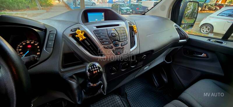Ford Transit Custom 9 MESTA ZA  SEDENJE L2