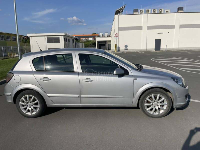 Opel Astra H Srbija