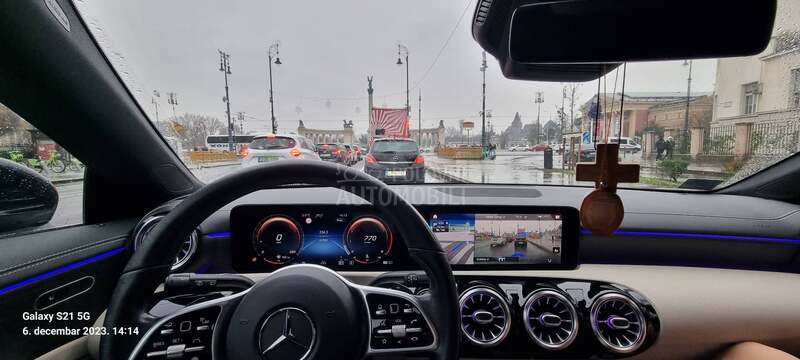 Mercedes Benz CLA 180 Shooting Brake 