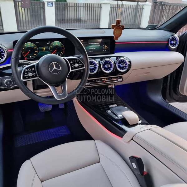 Mercedes Benz CLA 180 Shooting Brake 