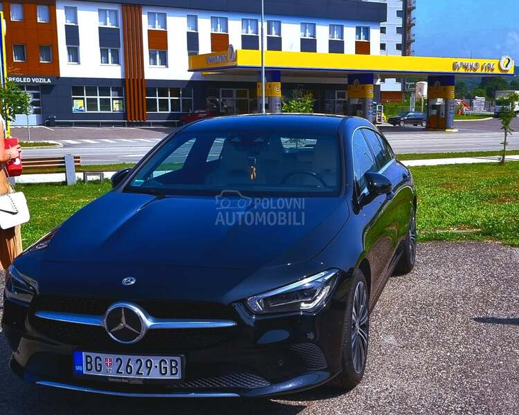 Mercedes Benz CLA 180 Shooting Brake 