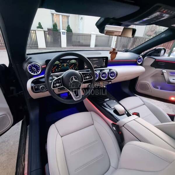 Mercedes Benz CLA 180 Shooting Brake 