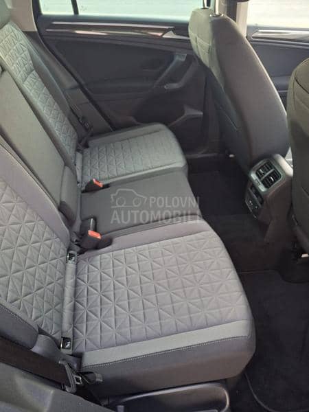 Volkswagen Tiguan  Volkswagen Tiguan