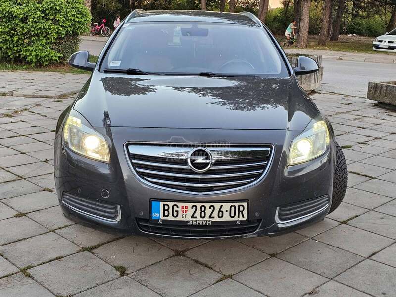 Opel Insignia 2.0CDTI
