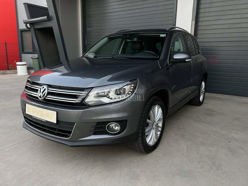 Volkswagen Tiguan 2.0 TDI DSG HIGHLINE