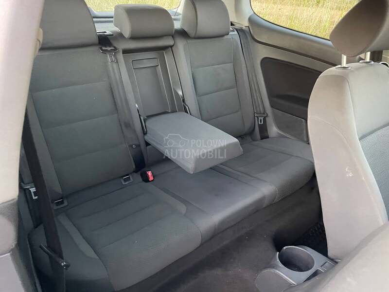 Volkswagen Golf 5 1.6FSI