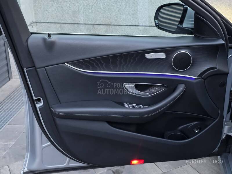 Mercedes Benz E 220 Multibeam/Virtual