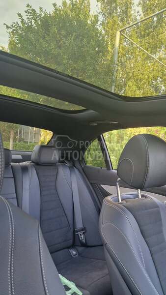Mercedes Benz E 300 