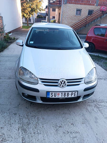 Volkswagen Golf 5 Lutkicaaa