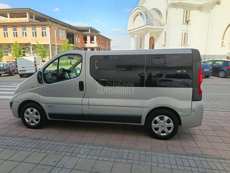 Nissan Primastar 2.0 Krovna klima iz CH