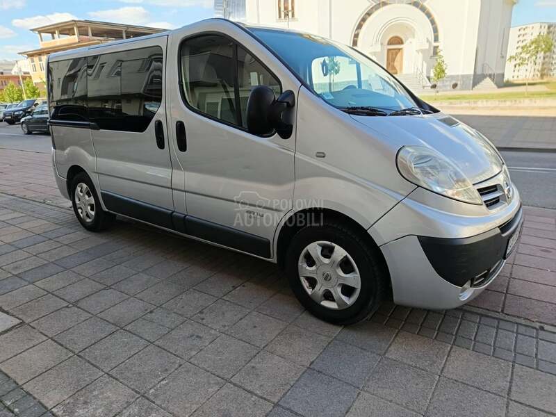 Nissan Primastar 2.0 Krovna klima iz CH