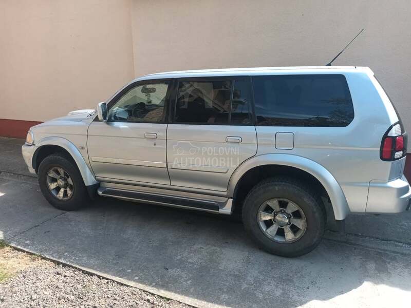 Mitsubishi Pajero Sport 