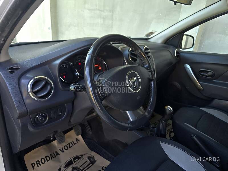 Dacia Stepway 0.9 TCE  N A V Y