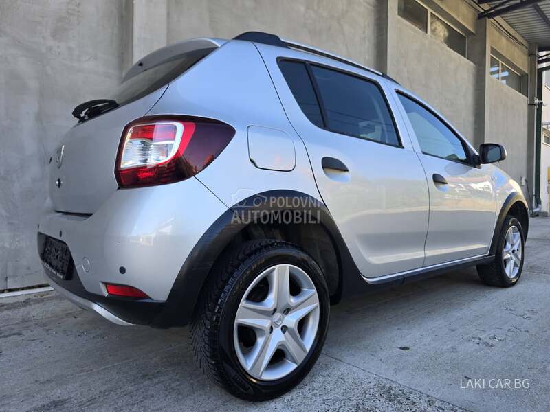 Dacia Stepway 0.9 TCE  N A V Y