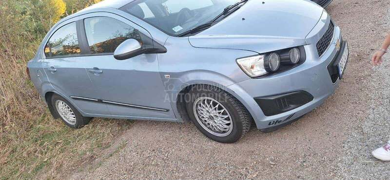 Chevrolet Aveo 1.4 Sedan 2012