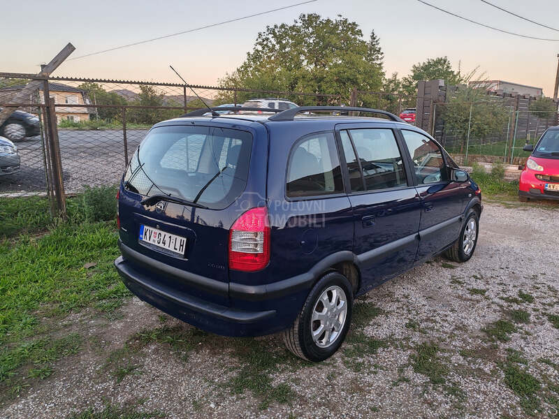 Opel Zafira 