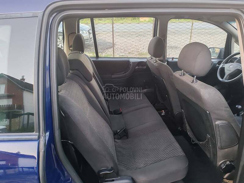 Opel Zafira 