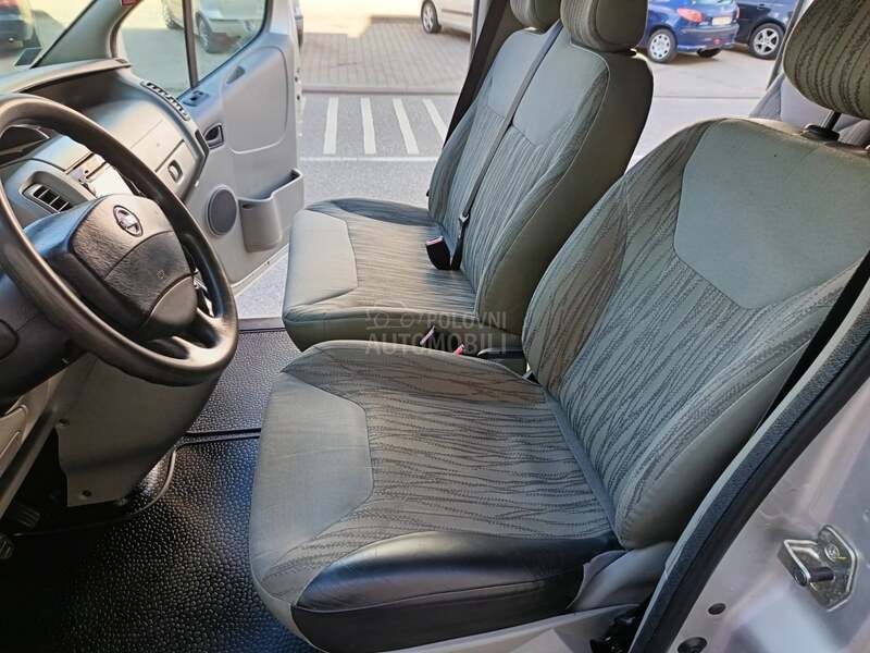 Opel Vivaro 2.O Krovna klima iz CH