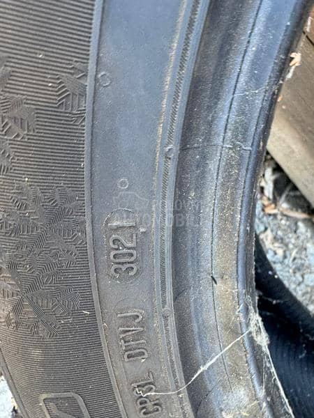 Semperit 235/55 R18 Zimska