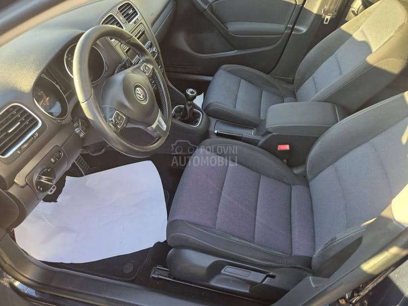 Volkswagen Golf 6 1.6tdi STYLE