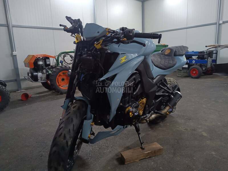 Kawasaki K1000