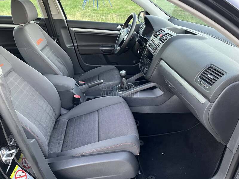 Volkswagen Golf 5 