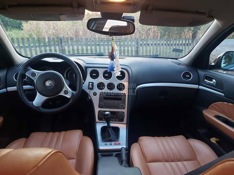 Alfa Romeo 159 