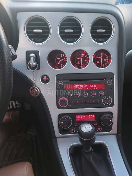 Alfa Romeo 159 