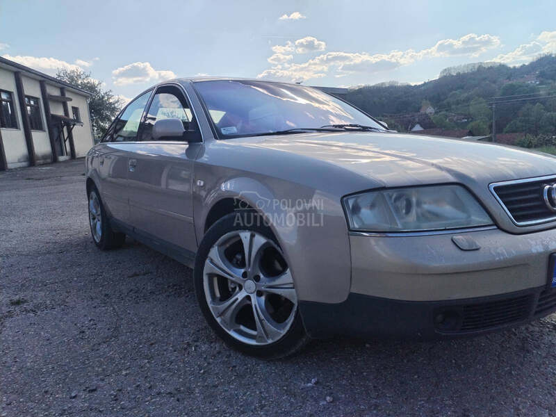 Audi A6 2.4 V6 Quattro