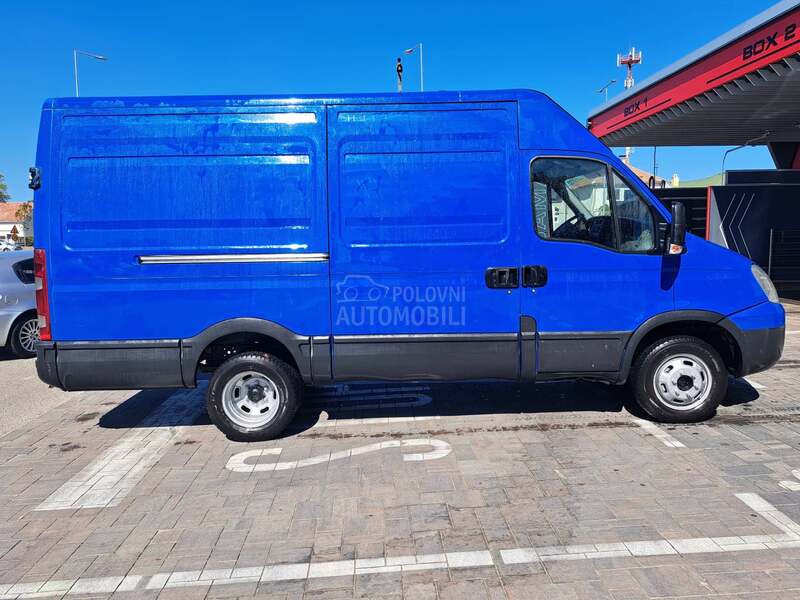 Iveco Daily 35c15 B KATEGORIJA