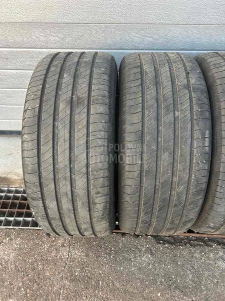 Michelin 235/40 R19 Letnja