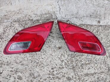 Unutrasnje lampe hecbek za Opel Astra J od 2010. do 2018. god.