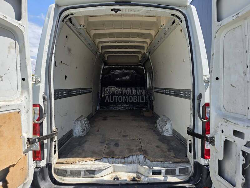 Opel Movano 