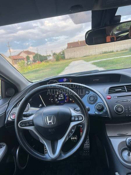 Honda Civic 1.8i Sport CH