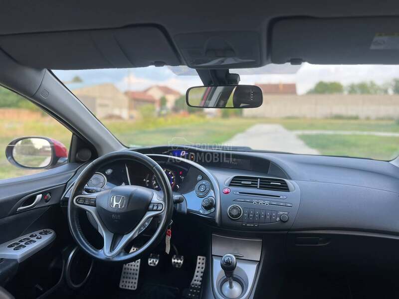 Honda Civic 1.8i Sport CH