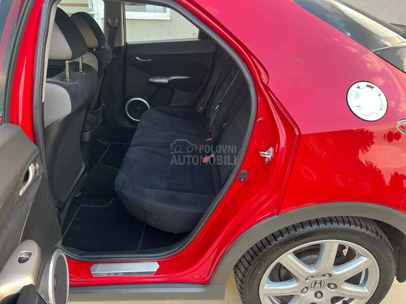 Honda Civic 1.8i Sport CH