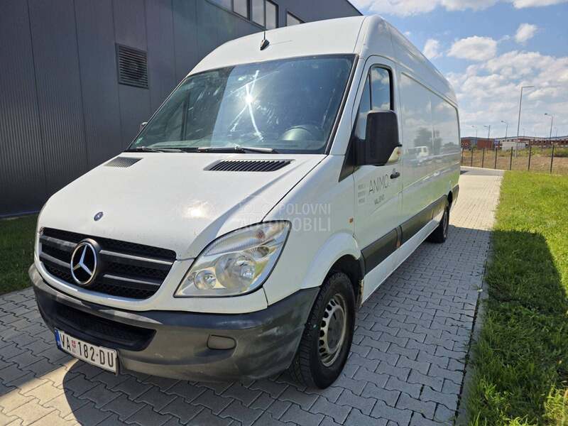 Mercedes Benz Sprinter 
