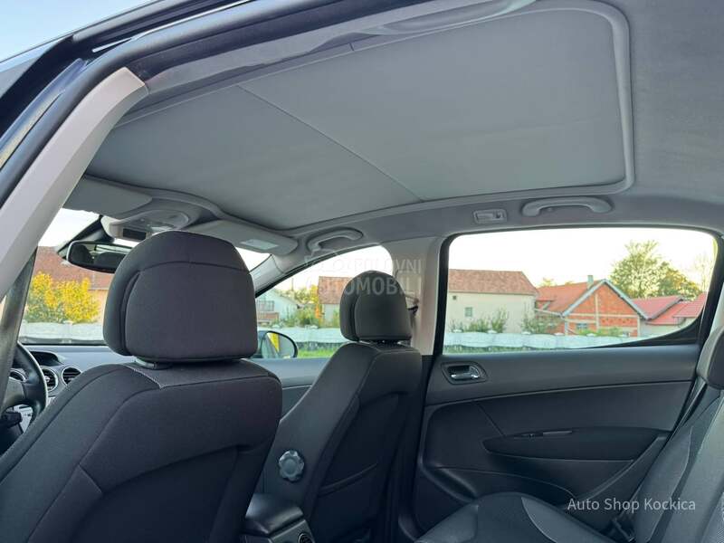 Peugeot 308 1.6HDI pannorama