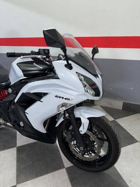 Kawasaki Er 6 f