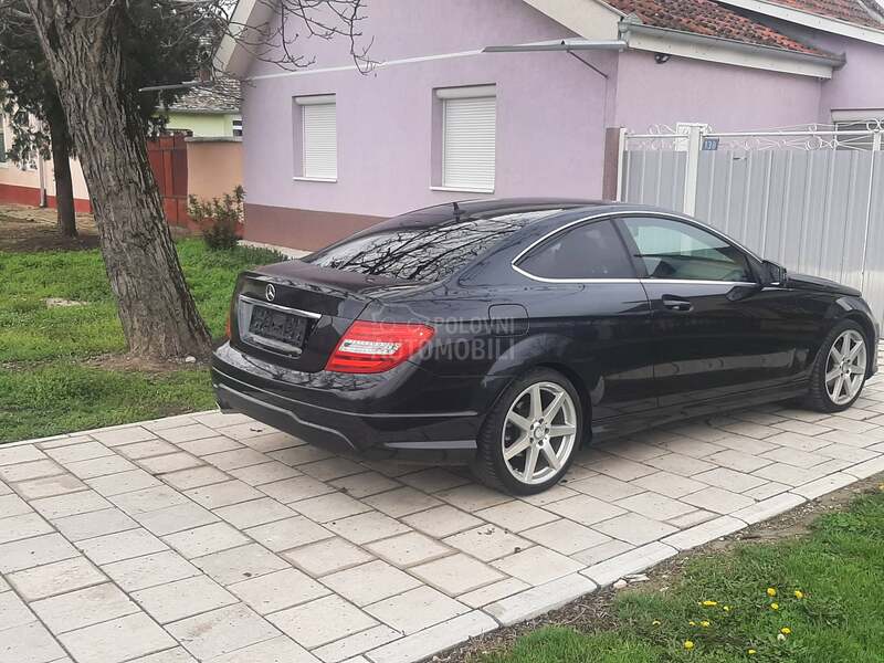 Mercedes Benz C 180 AMG