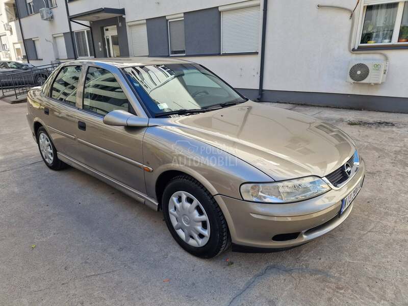 Opel Vectra B VREDI POGLEDATI