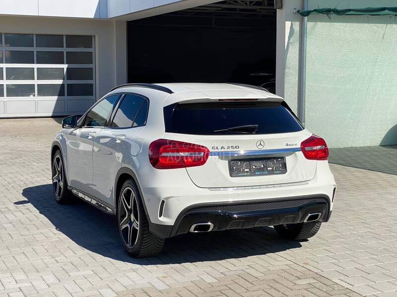 Mercedes Benz GLA 250 AMG 4 MATIC CH