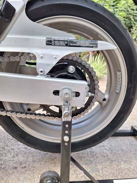 Honda hornet