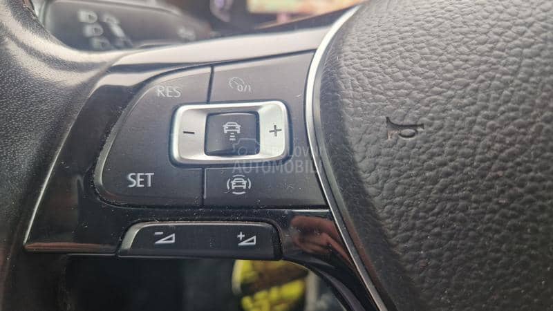 Volkswagen Tiguan R line 2.0tdi