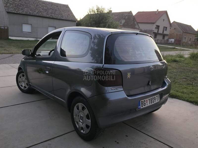 Toyota Yaris 1.0