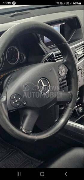 Mercedes Benz E 200 