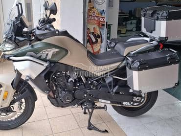 CFMOTO 800 MT