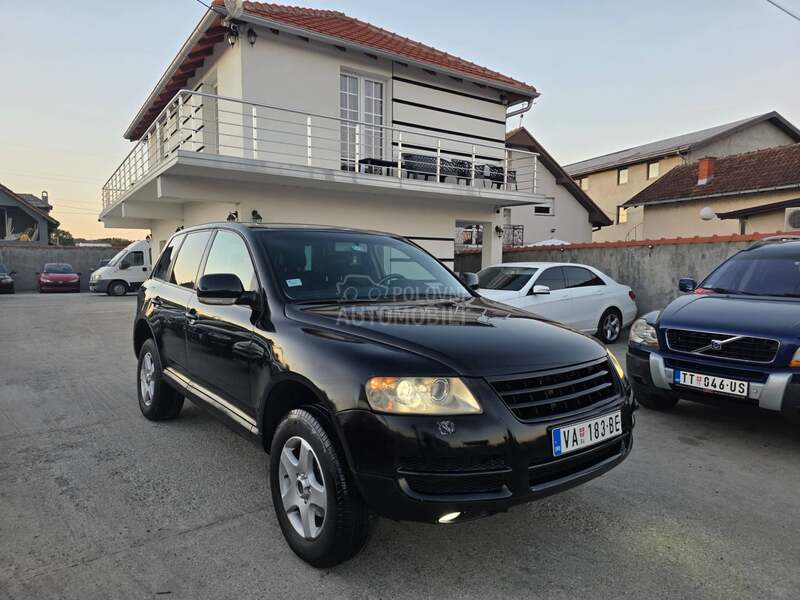 Volkswagen Touareg 