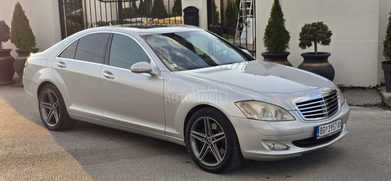 Mercedes Benz S 320 firmatik